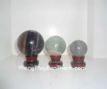 Quả cầu đá dạ quang xanh tím (đom đóm) M186-S1-2311