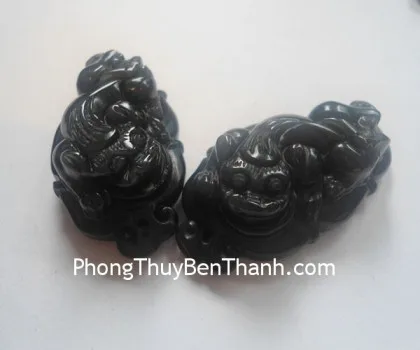 Tỳ hưu trên lá đá hắc ngà FS779